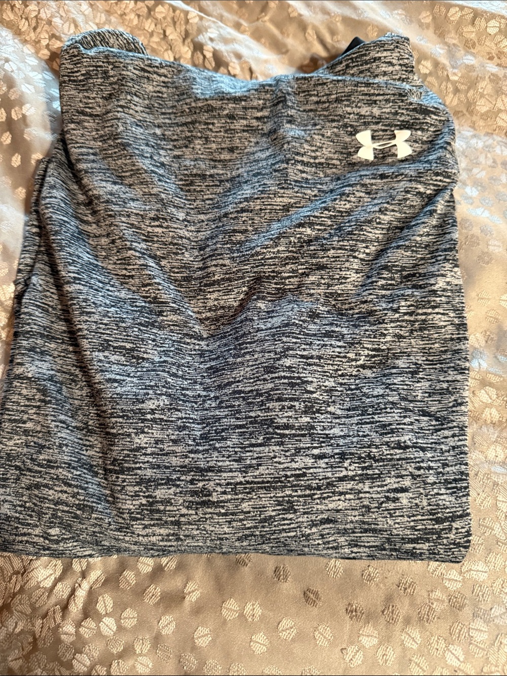 Under Armour Women's Black & Gray Space-Dye hooded shirt